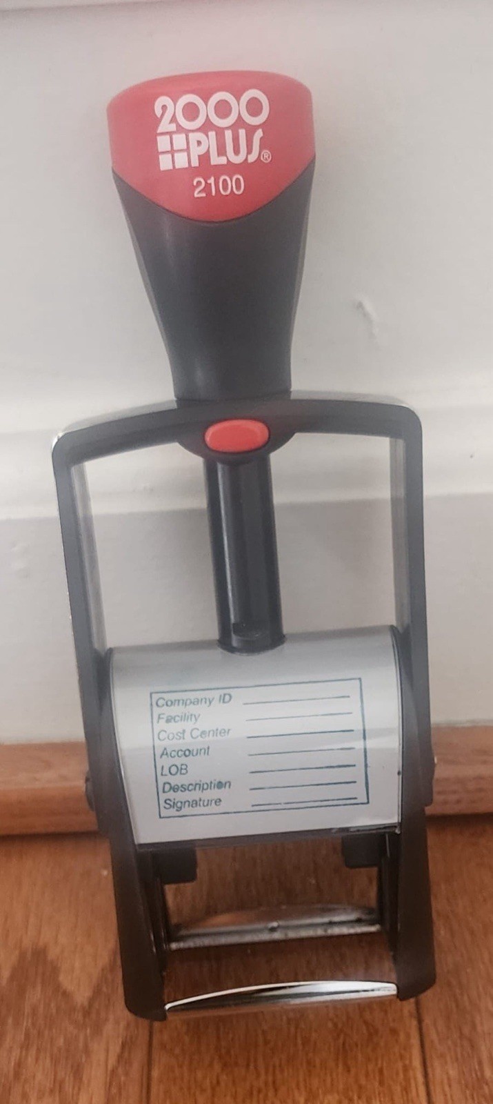 2000 Plus Classic Line 2100 self-inking stamp