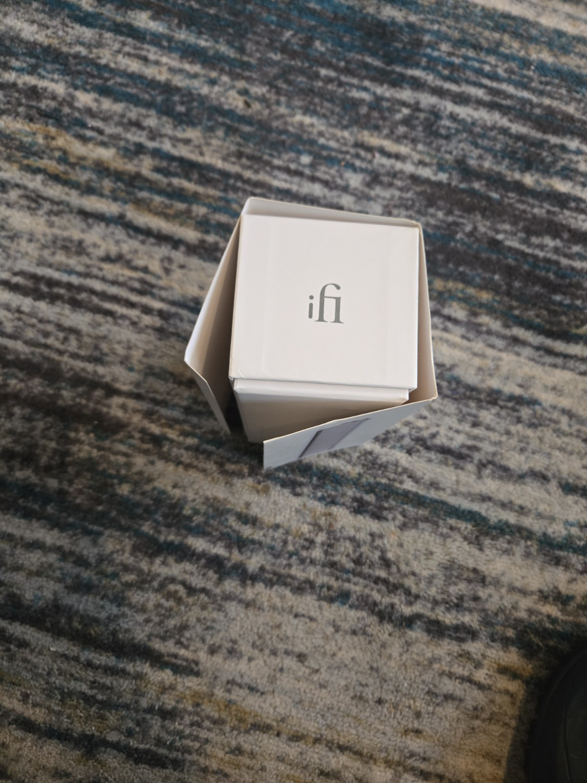 ifi micro itube Tube Buffer/Tube Pre-Amplifier