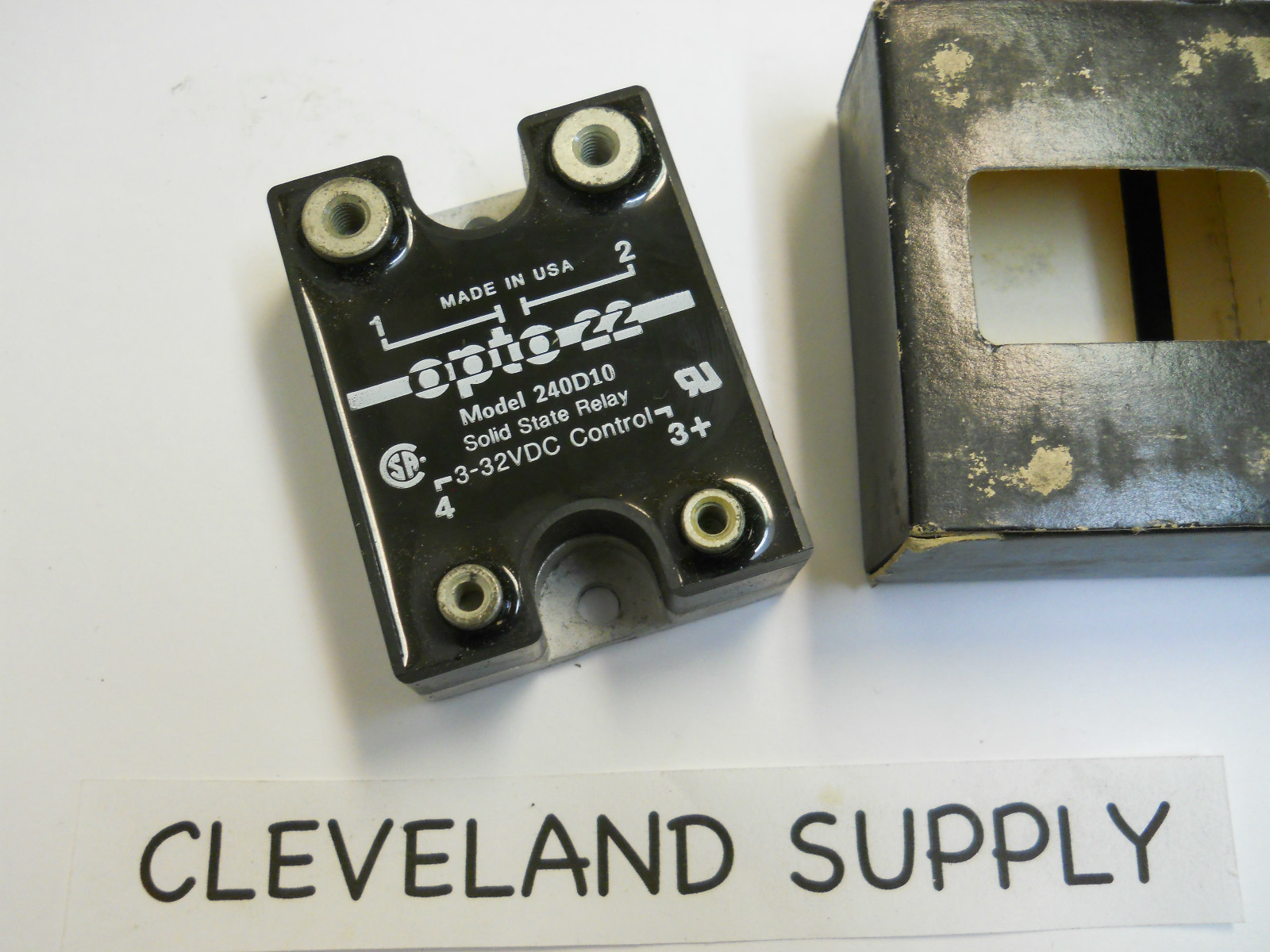 OPTO 22 240D10 SOLID STATE RELAY 3-32 VDC NEW CONDITION IN BOX