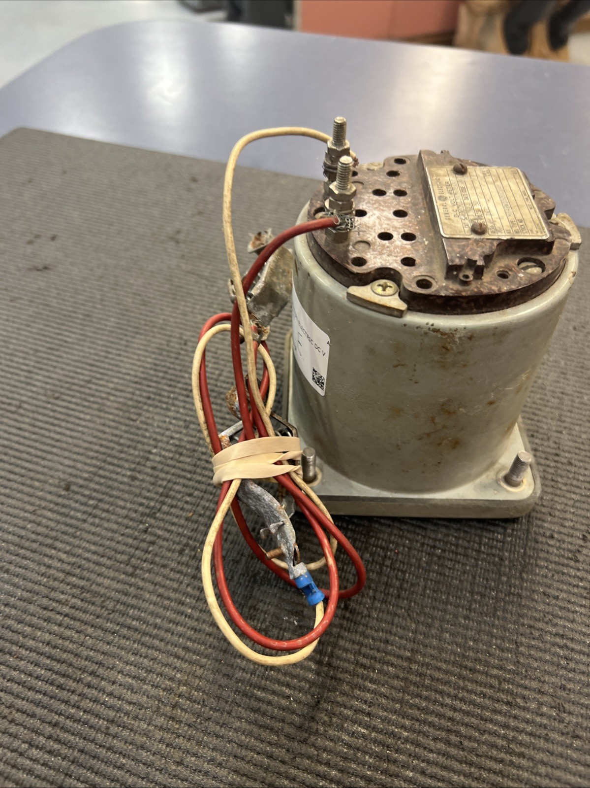 GENERAL ELECTRIC DC V METER 0 TO 50 VOLT
