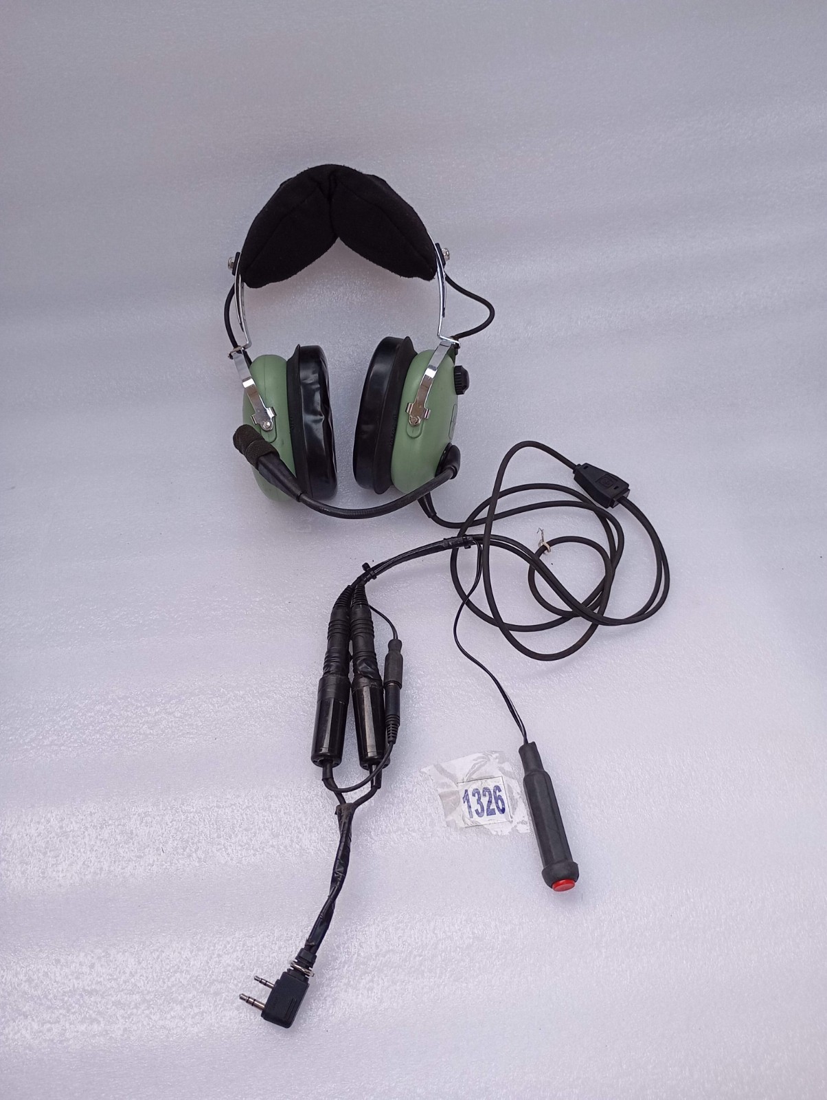 David Clark model. H10-13.4 Aviation Pilot Headset--GA Dual Plugs P/N 12507G-42