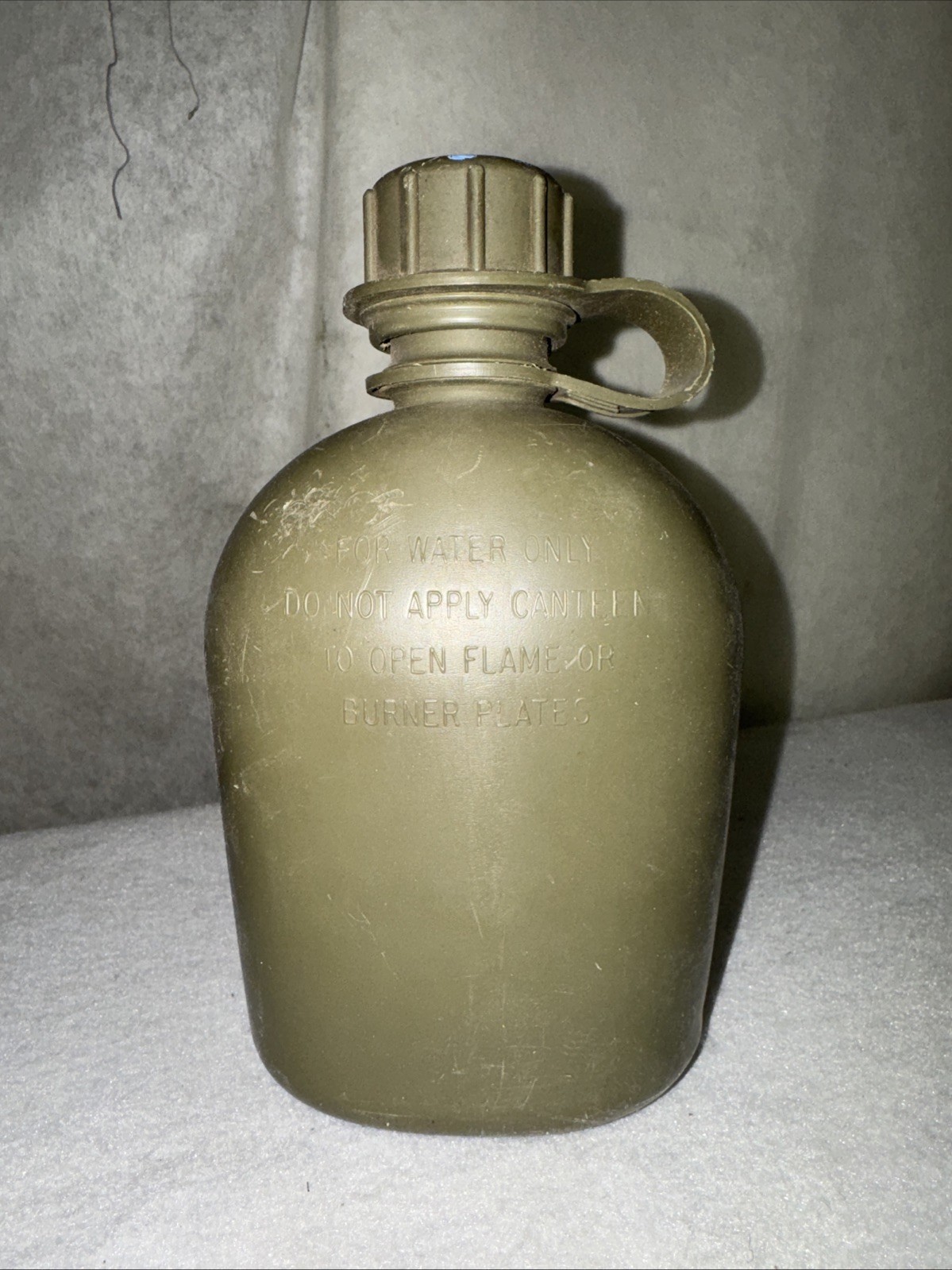 USGI 1 quart OD Green Plastic Canteen 1964 dated