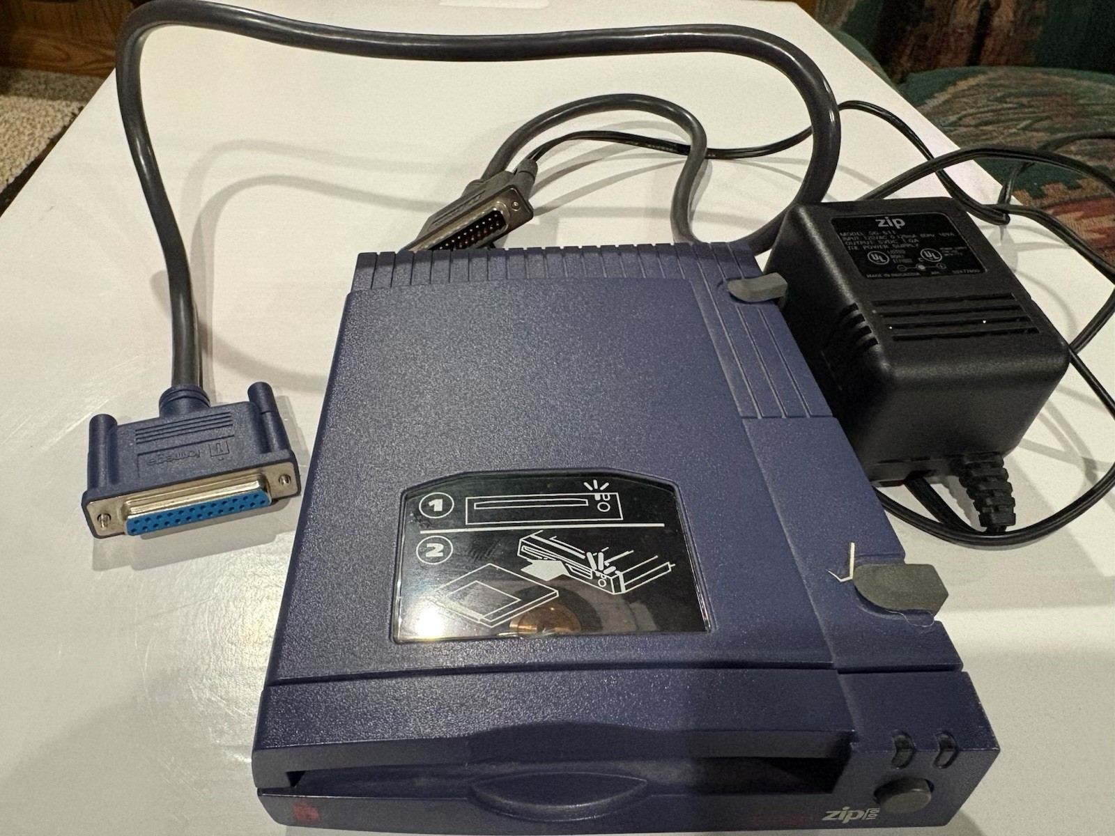 Iomega Zip 100MB External Parallel Zip Drive Z100P2 Blue Removable 3.5in