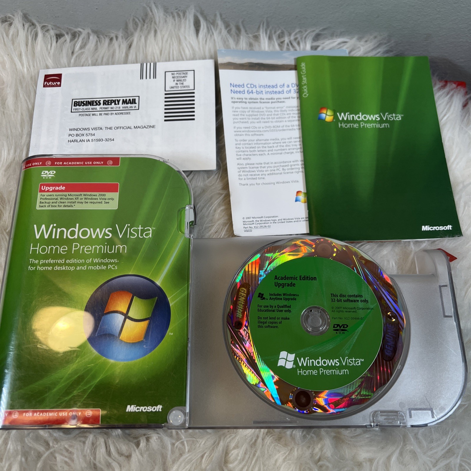 Microsoft WINDOWS VISTA HOME PREMIUM Upgrade 32 Bit DVD Software w/ Key