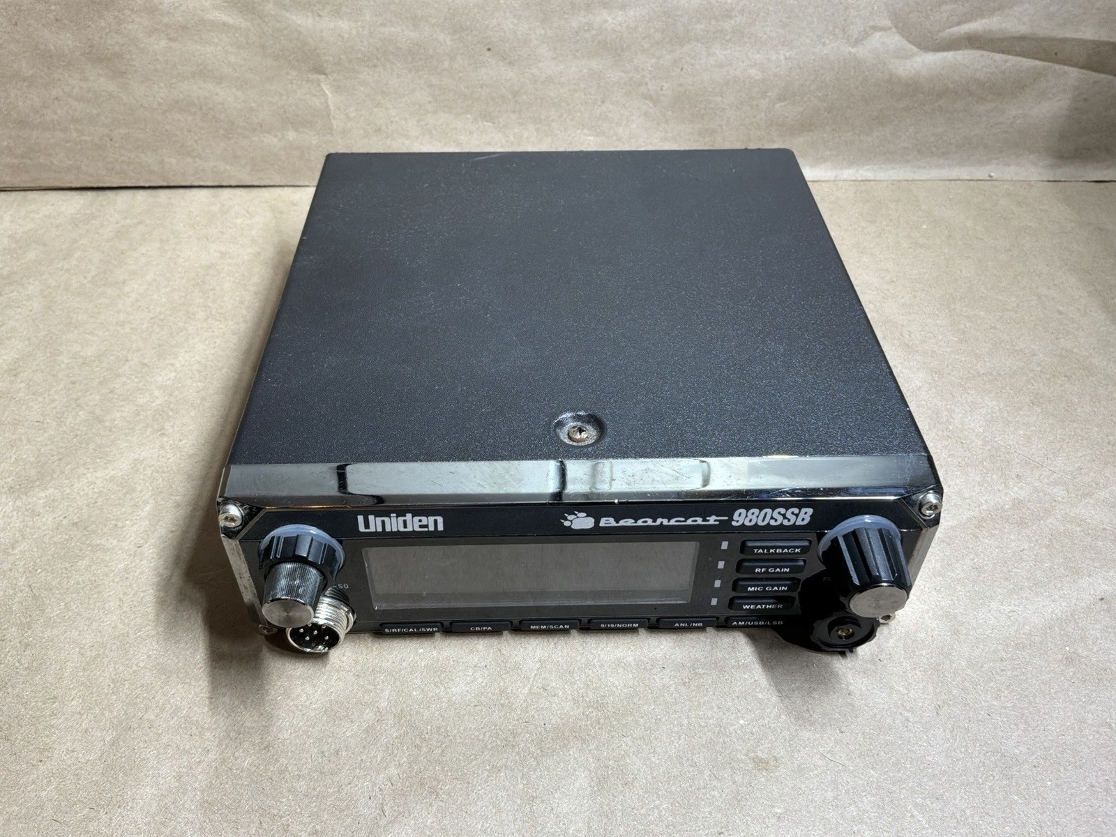 Uniden Bearcat 980 SSB 40-Channel CB Radio Device Only FOR PARTS AS IS