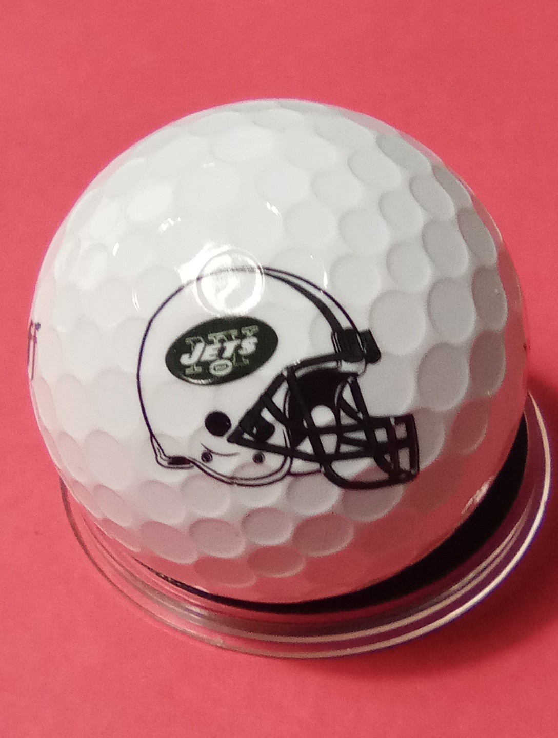 NATIONAL FOOTBALL LEAGUE JETS HELMET LOGO GOLF BALL GREAT FOR VINTAGE COLLECTION