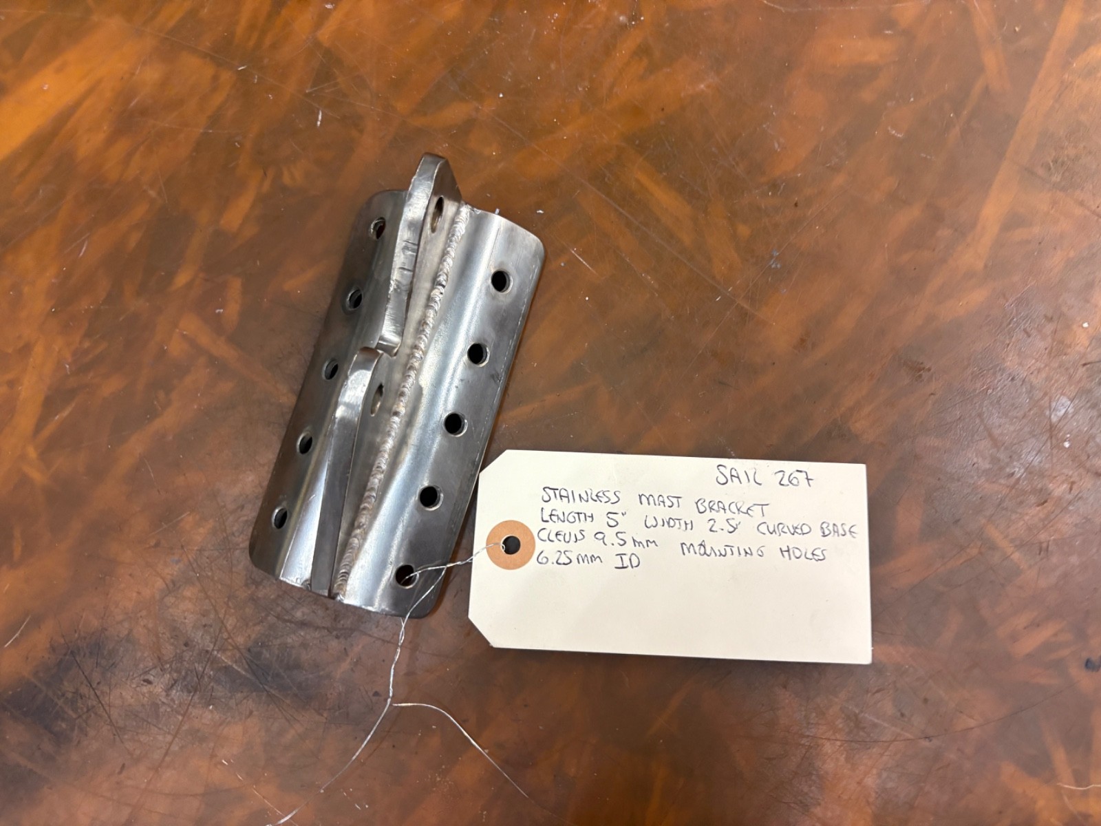 STAINLESS MAST BRACKET LENGTH 5" WIDTH 2.5" CURVED BASE CLEVIS 0.37" (9.5MM)...