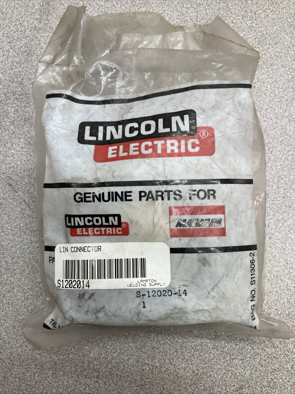 Lincoln Electric 9SS12020-14 CONNECTOR S12020-14. New Old Stock.