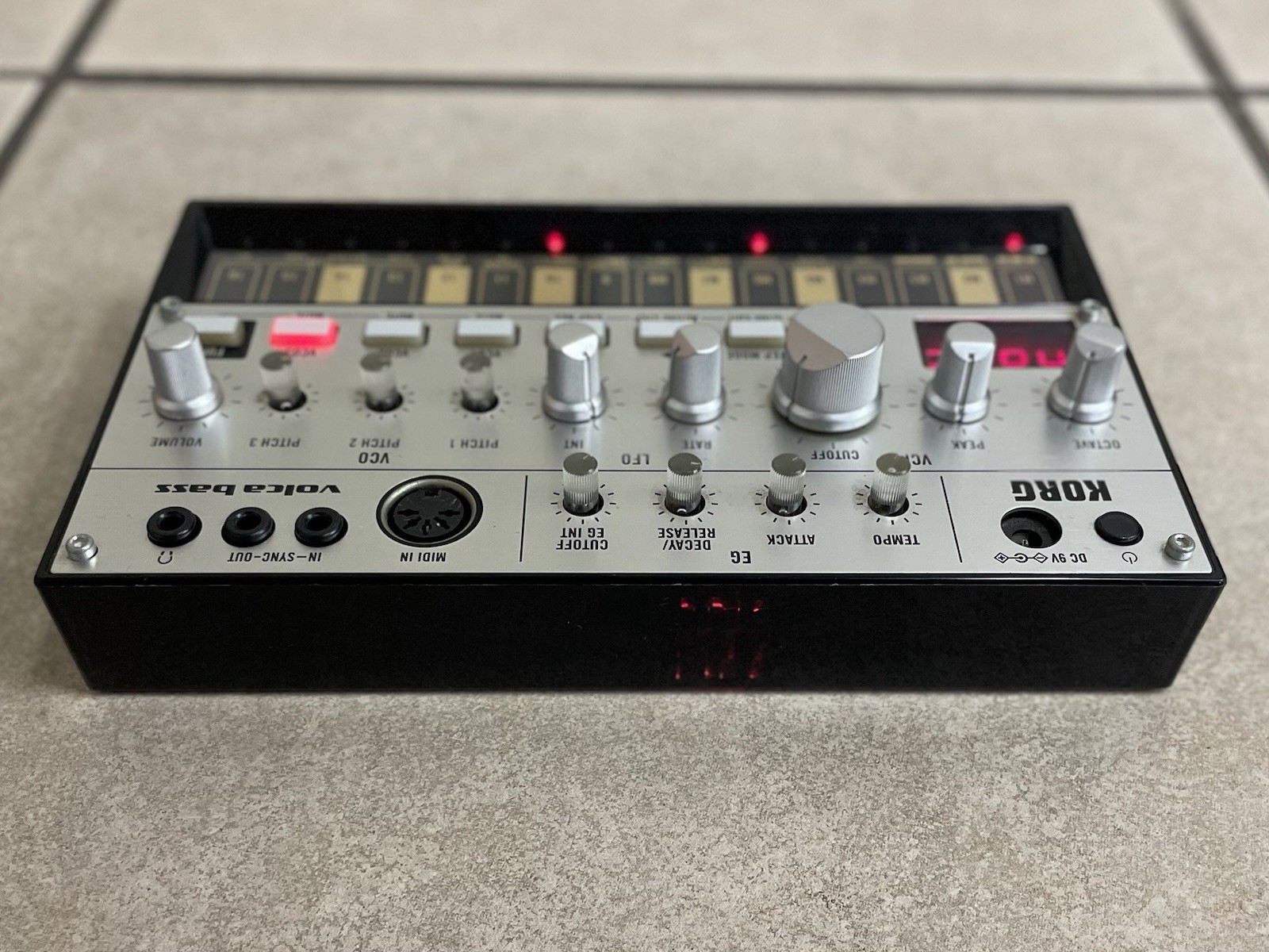 Korg Volca Bass Keyboard Synthesizer