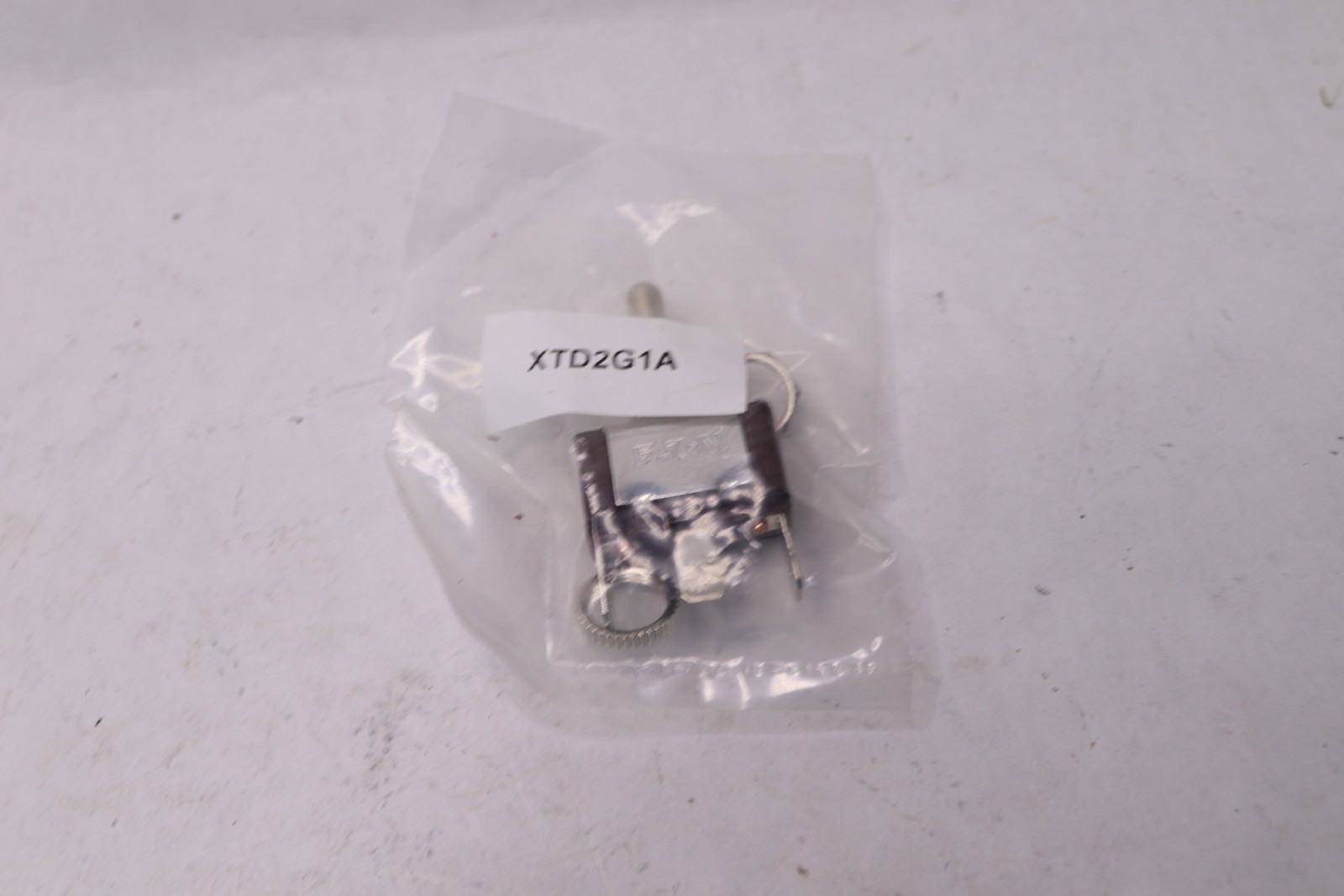 Toggle Switch 10A 277V XTD2G1A