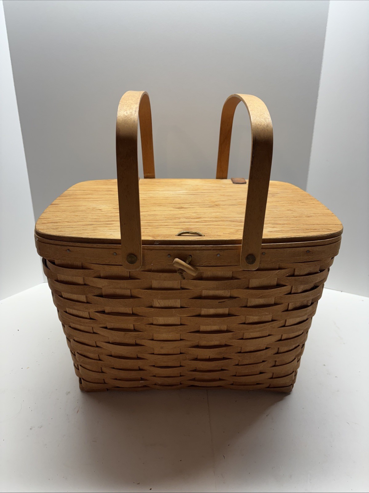 Longaberger Picnic Basket 1991