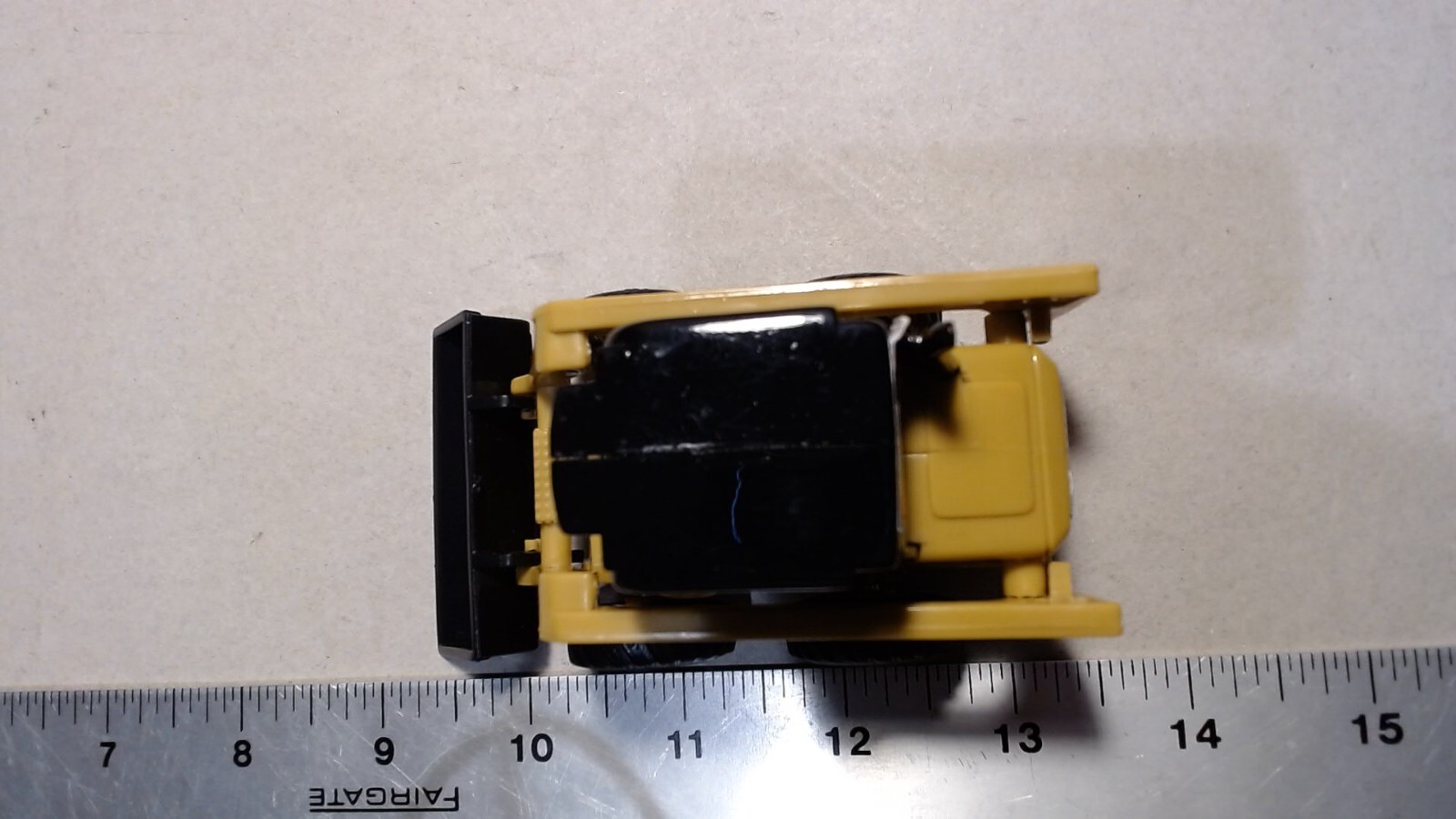 Unbranded John Deere Plastic Skid Steer Loader 4"Long Yellow