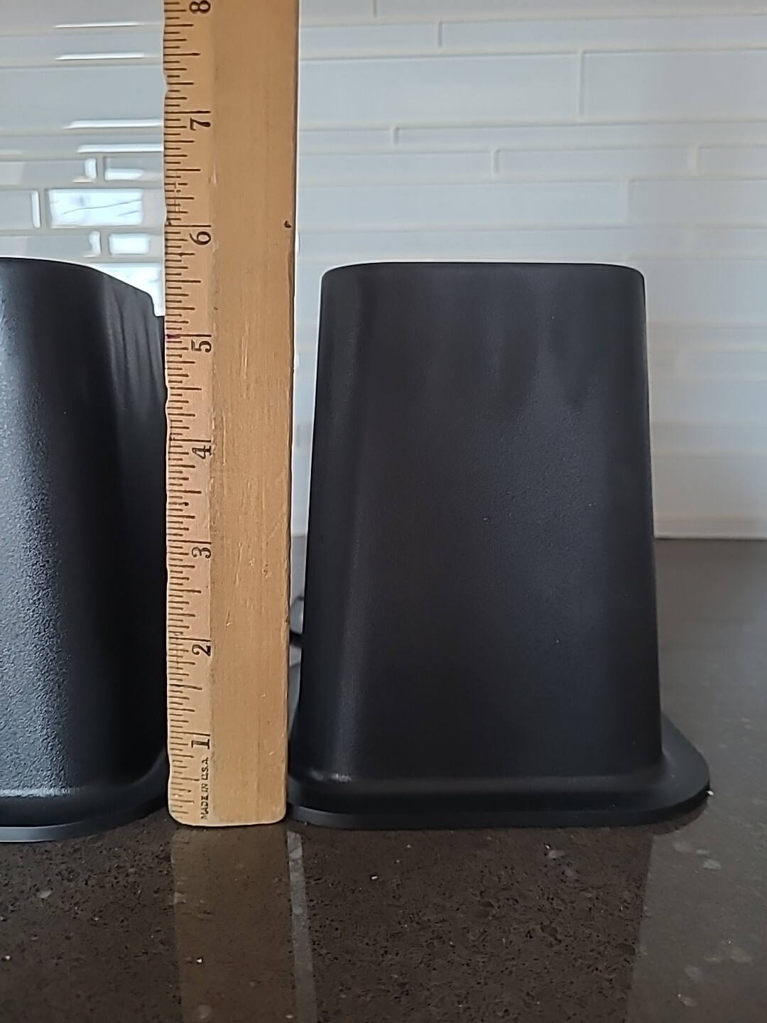 6 In. Black Bed Risers (4-Pack)