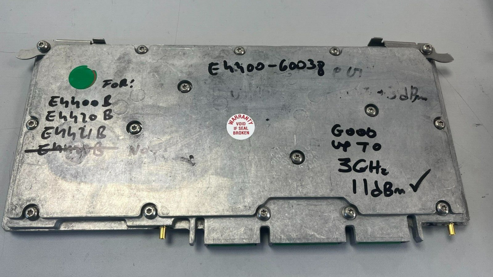 Agilent E4400-60038 OUT BOARD FOR ESG E4421B E4420B
