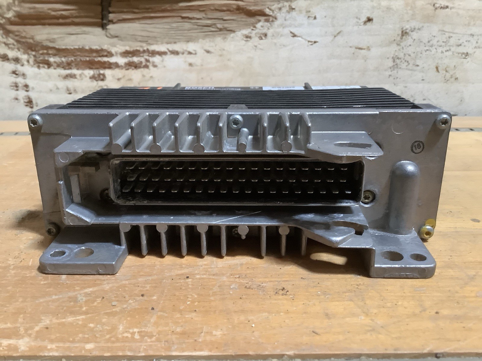 BMW 0 260 002 306 Transmission Control Module (B-191)