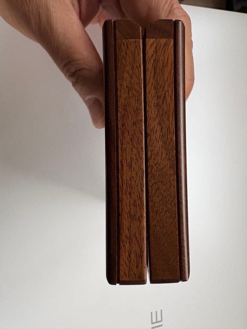 Changing Card Case DX by Mikame Craft (Magic Trick)