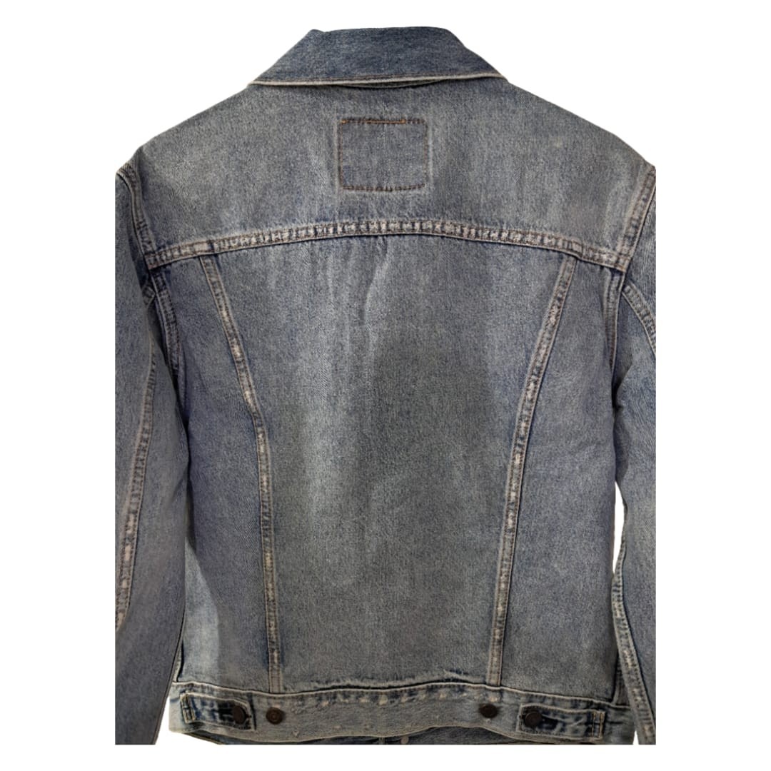 New Levi's Mens Denim Jacket/Trucker Style – Skyline Trucker- Size: MultiSize