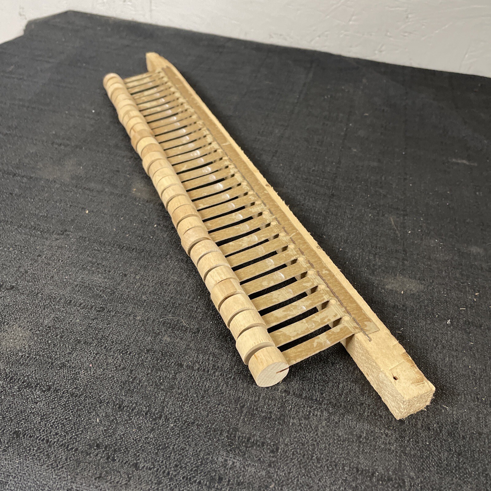 Schoenhut Piano Replacement Part 30 KEYS HAMMER RACK