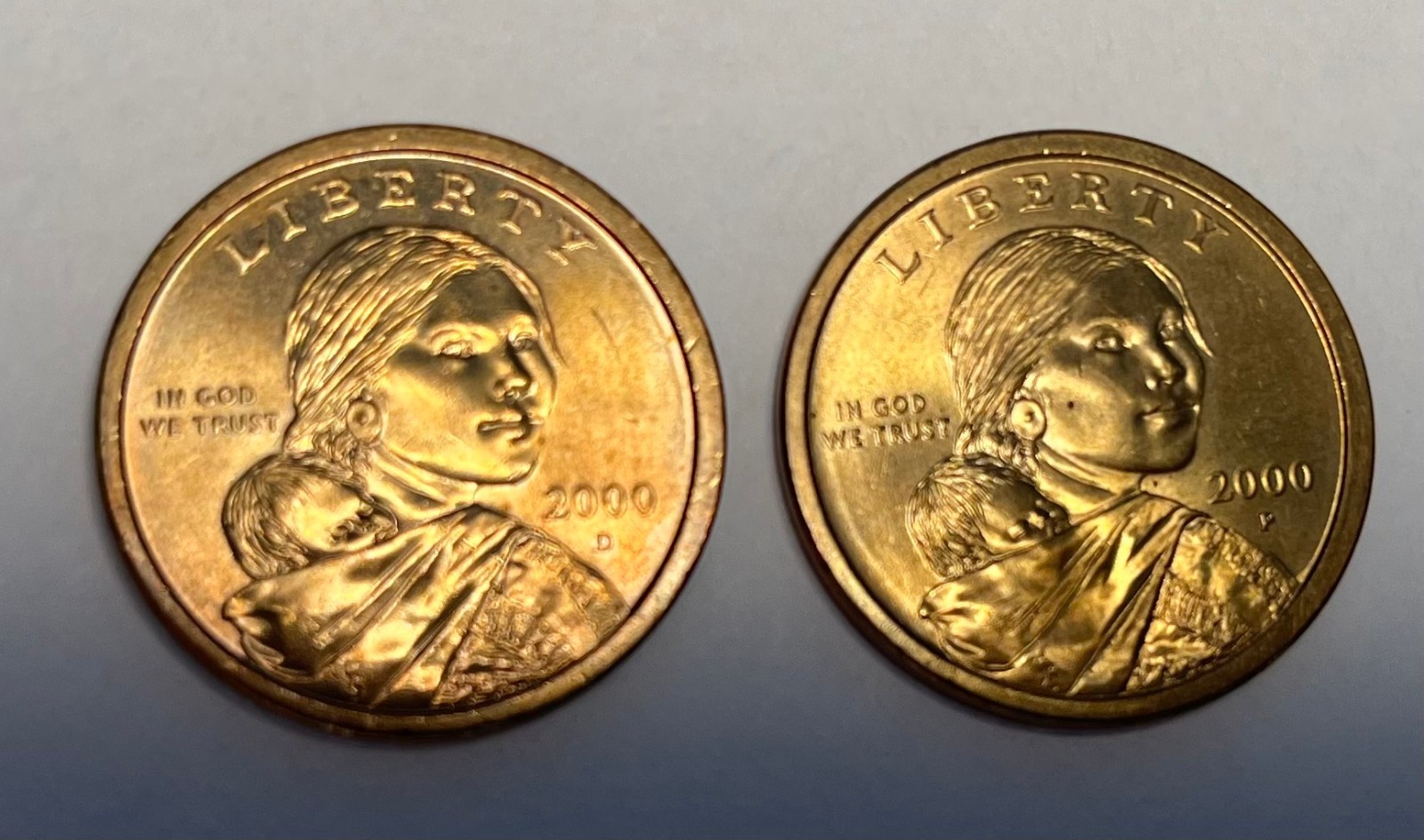 2000 D&P SACAGAWEA $1.00 Coins - GOLD COLOR - EXTRAORDINARY  **2 COINS**