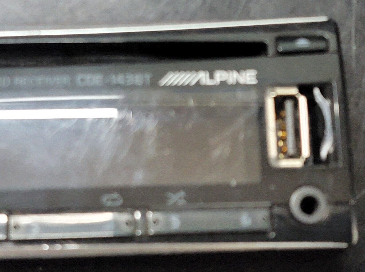 Alpine CDE-143BT Bluetooth CD Player FACEPLATE ONLY