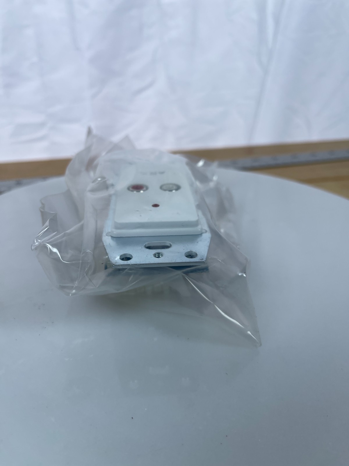 Eaton A-BUS Local Source Input Wall Plate Audio Module ESWA700CW NIB