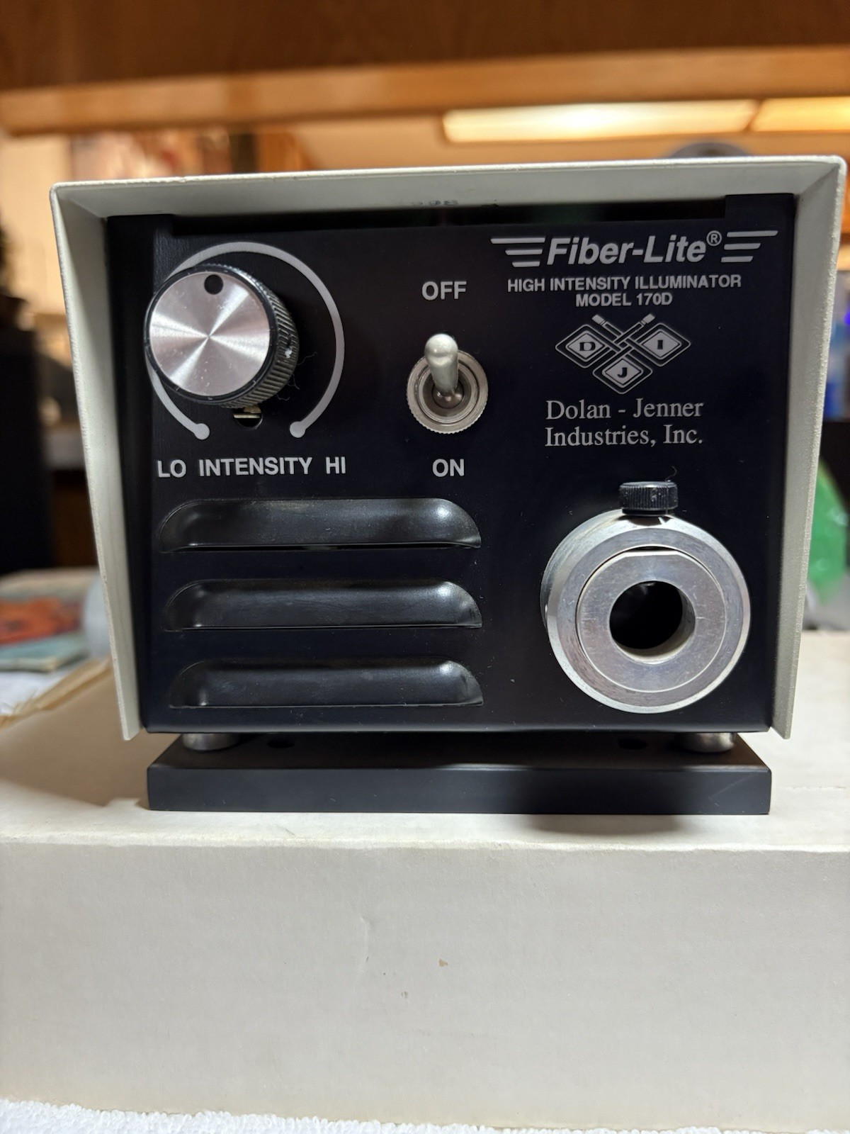 Dolan-Jenner Fiber-Lite 170D Halogen Illuminator w/ A3739-P Ring Mint in Box