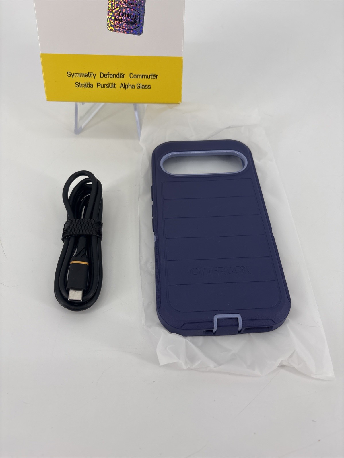 OtterBox Google Pixel 9 & Pixel 9 Pro - Defender Series Case - Charger Included
