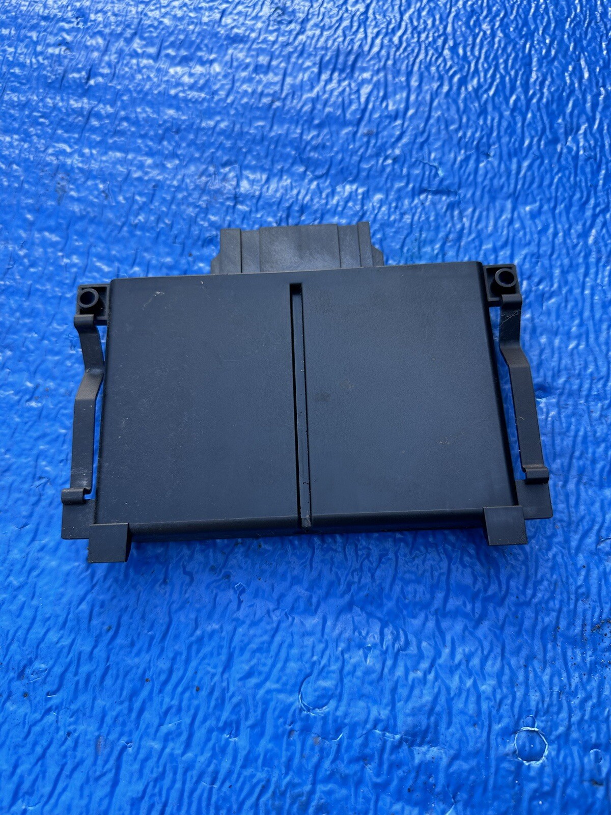 16 CHEVY MALIBU Collision Avoidance Mitigation Relay Control Module 84043902 UGN