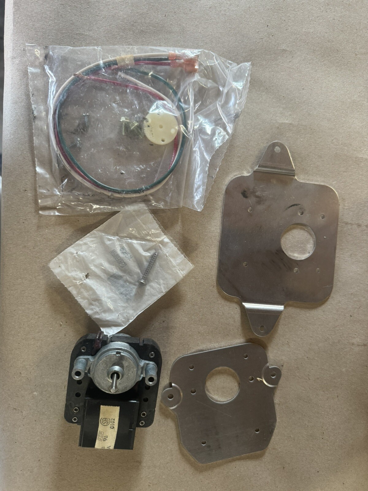 45: New OEM Whirlpool Evaporator Fan Motor 482468