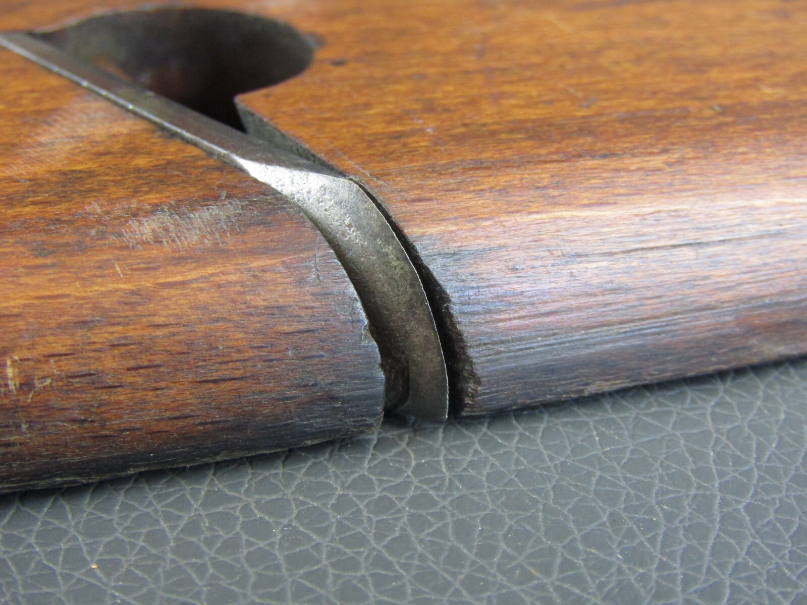 Wooden moulding side or half round plane vintage old tool