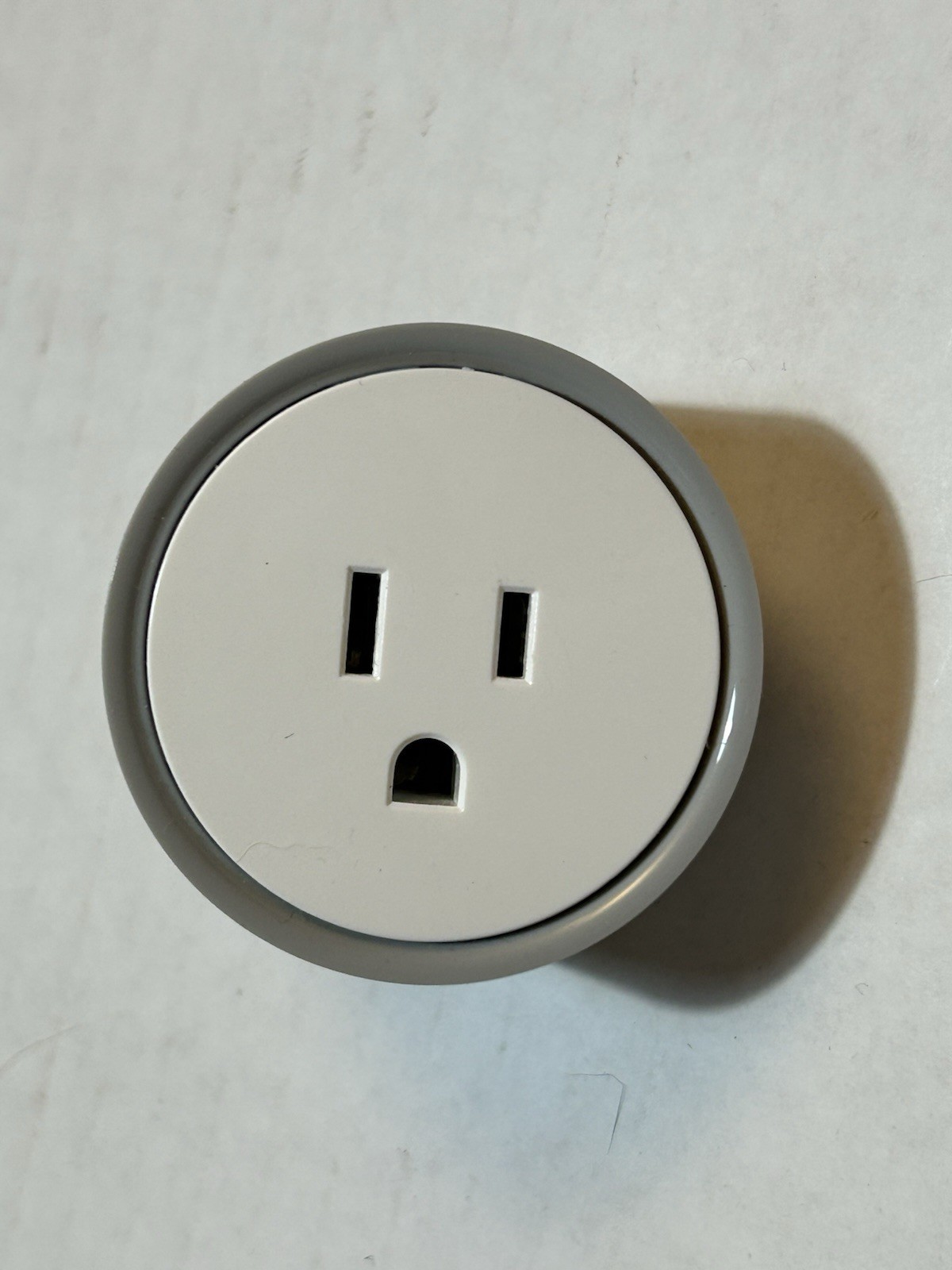 EQUES Elf Smart Plug Wi-Fi Outlet Adapter App Timer Remote Alexa/Google