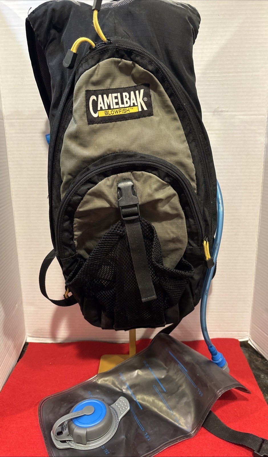 CAMELBAK Blowfish Hydration Backpack With Bladder
