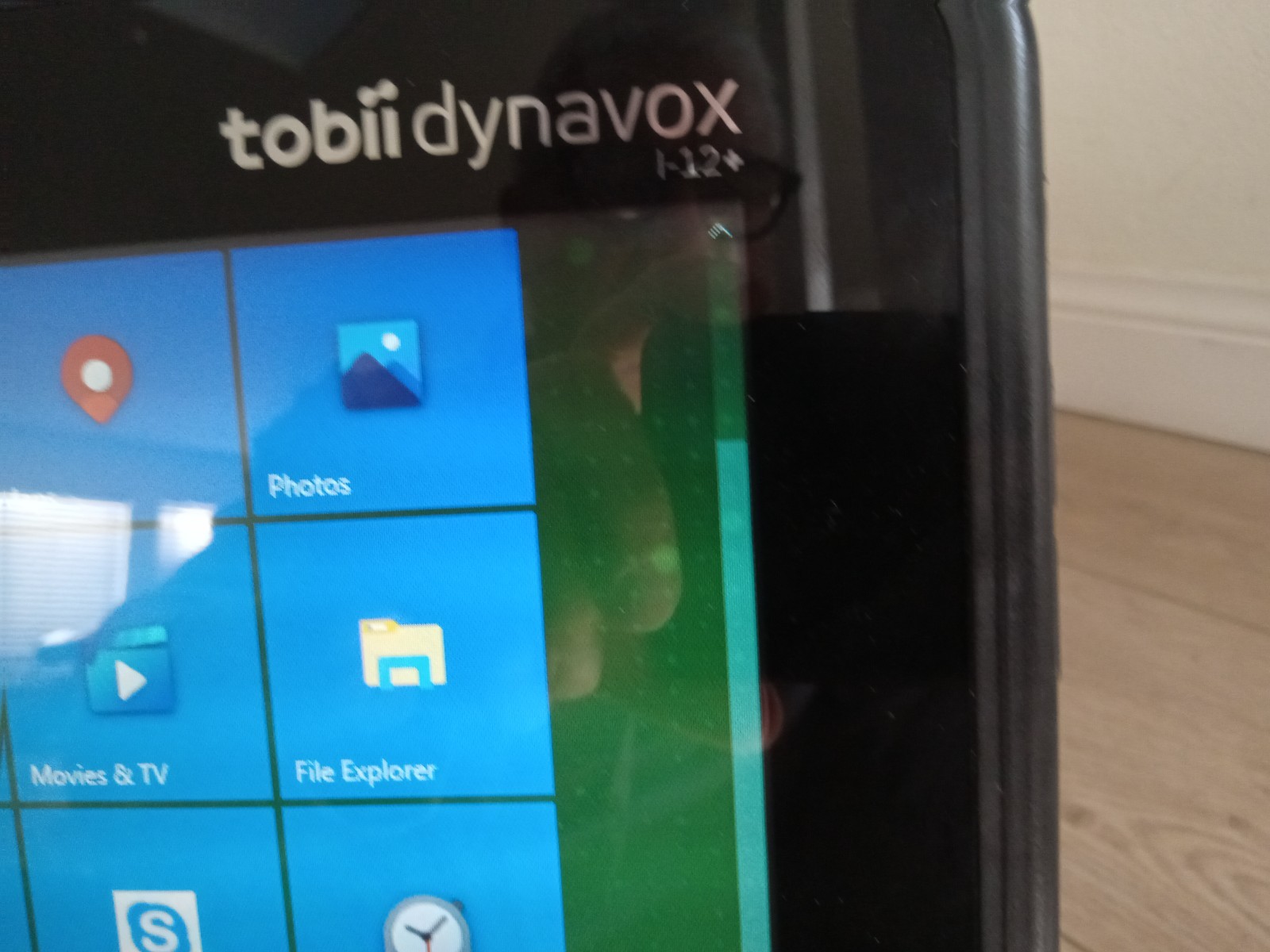 Tobii Dynavox I-12+ Plus Speech Generating Communication Device