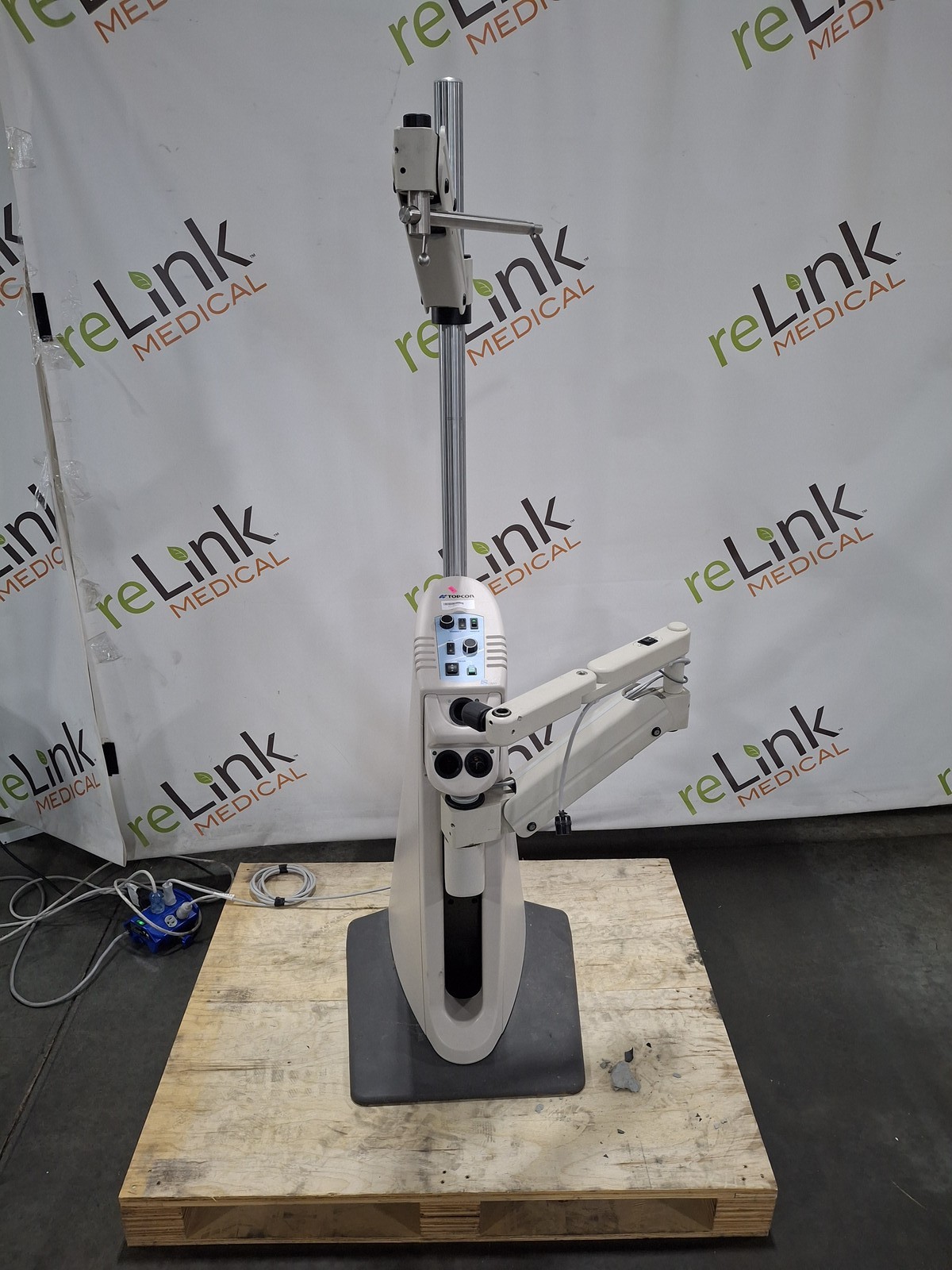 Topcon Medical IS-2500 Instrument Stand