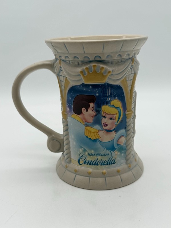 Disney Store Exclusive Walt Disney's Cinderella & Prince Charming 3D Mug