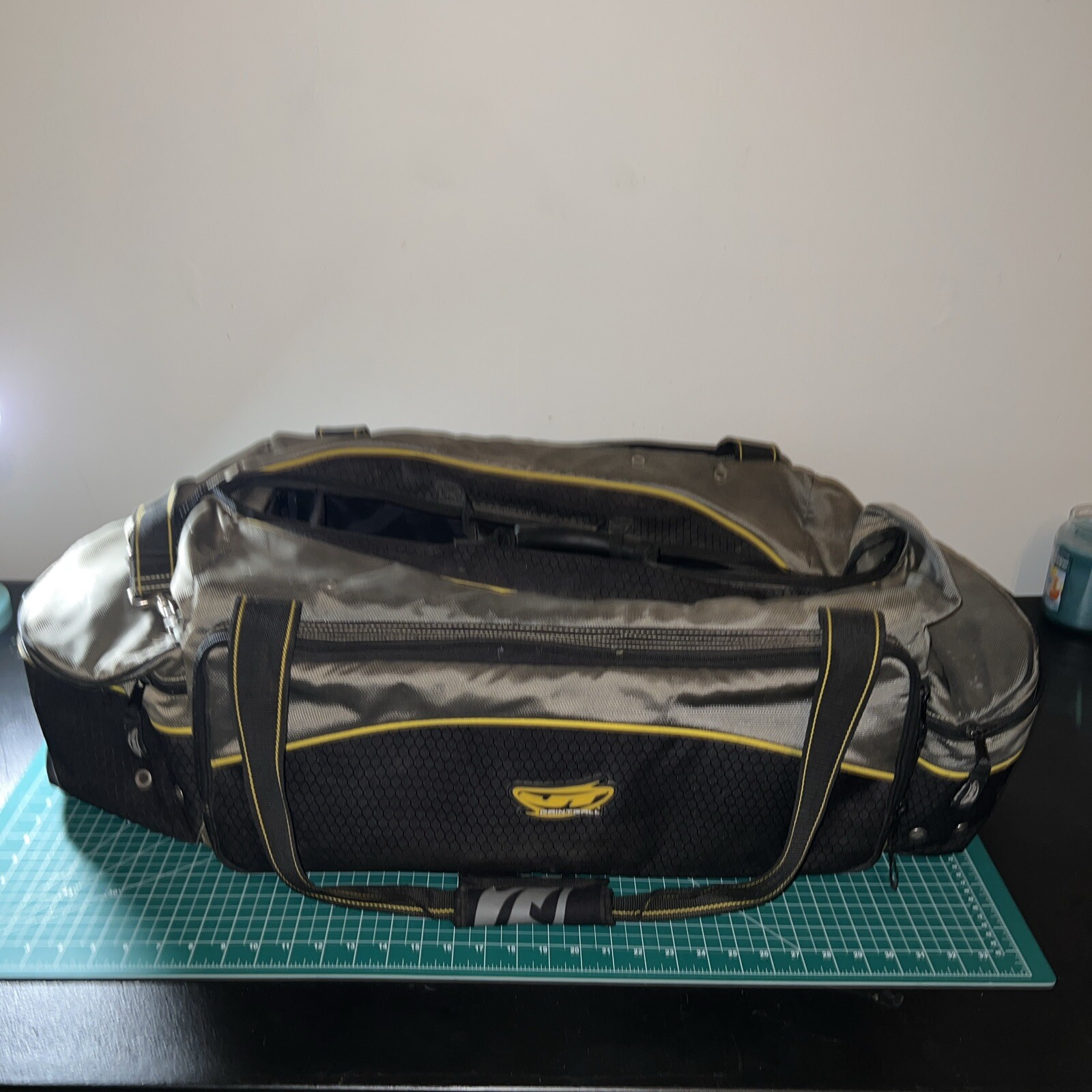 JT Paintball Gear Bag Large Duffel Rare Vintage Navigator Series