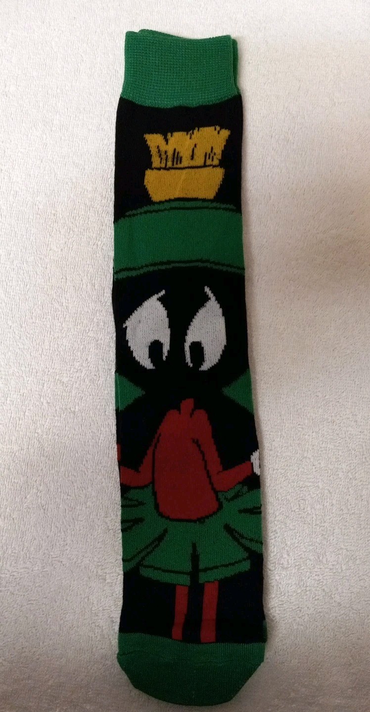 Marvin The Martian Looney Tunes 1 Pair Crew Socks Sz 6-12 Brand New WB