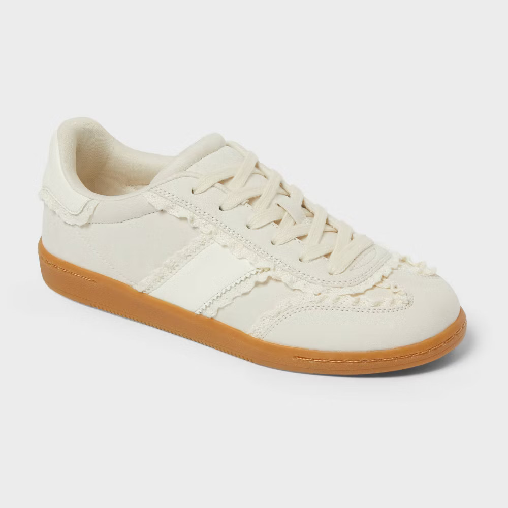 Women’s Spencer Sneakers with Memory Foam Insole - Universal Thread