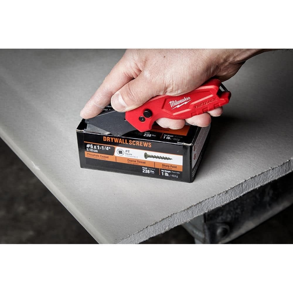 FASTBACK Compact Folding Utility Knife with General Purpose Blade