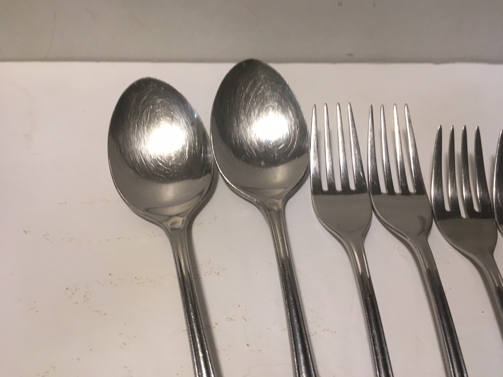 Reed & Barton Oxford Shell Stainless 17 Piece Flatware Set