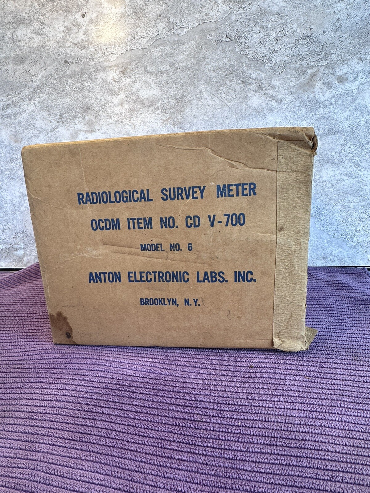 Victoreen Instrument Company CDV-720 Model No 3A Radiological Survey Meter