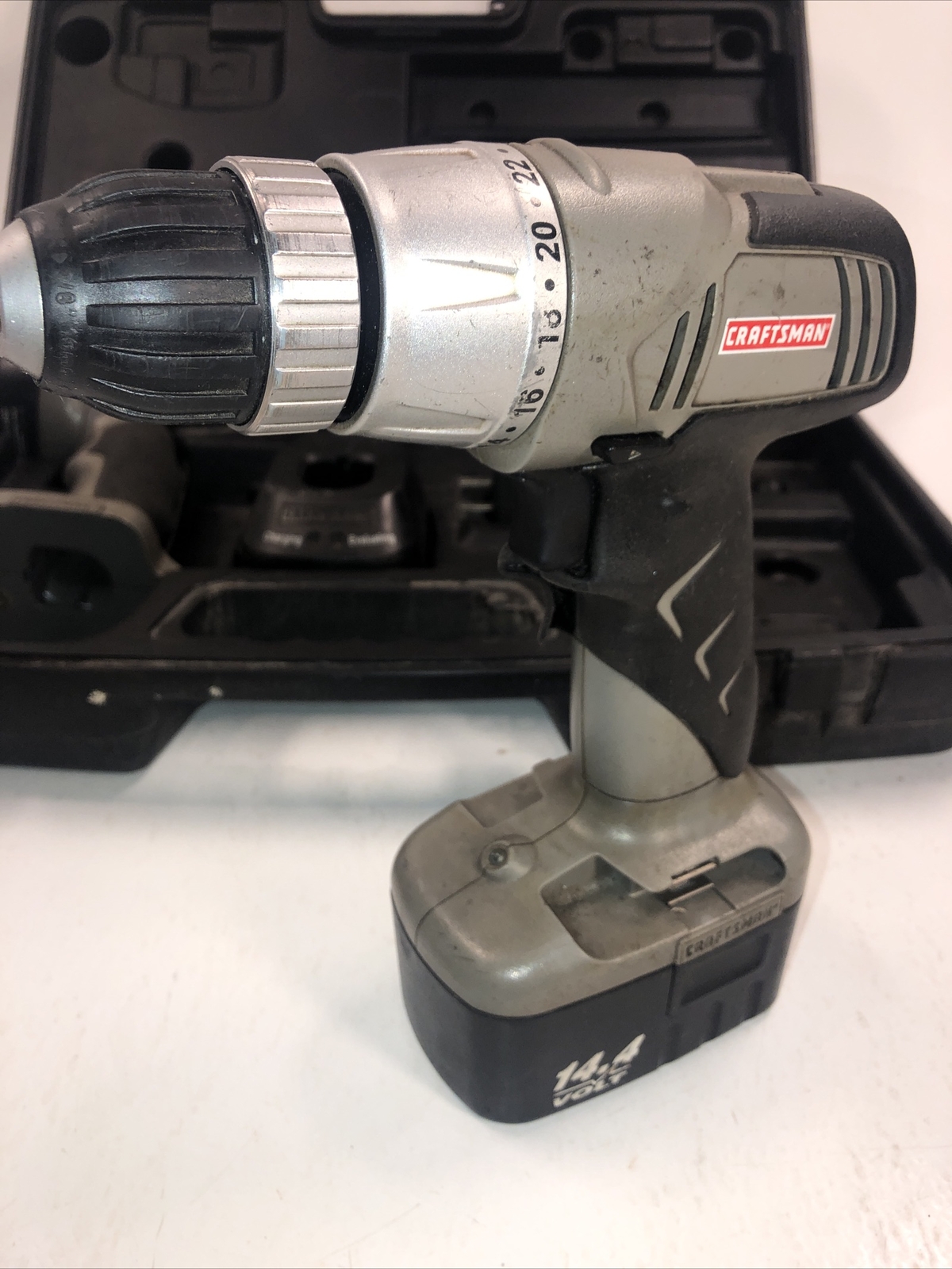 Craftsman 14.4 Volt Drill & Flashlight Set with Battery and Case