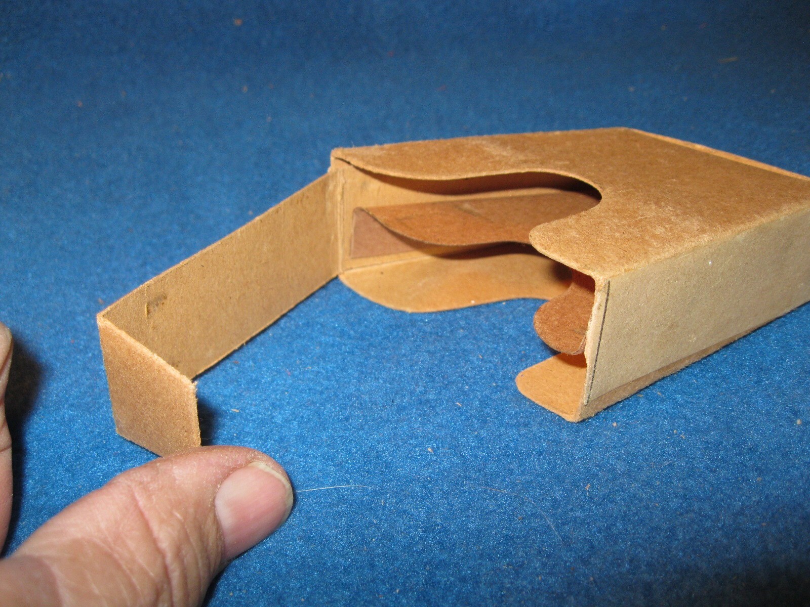 1938 German 8mm ammunition box with clips