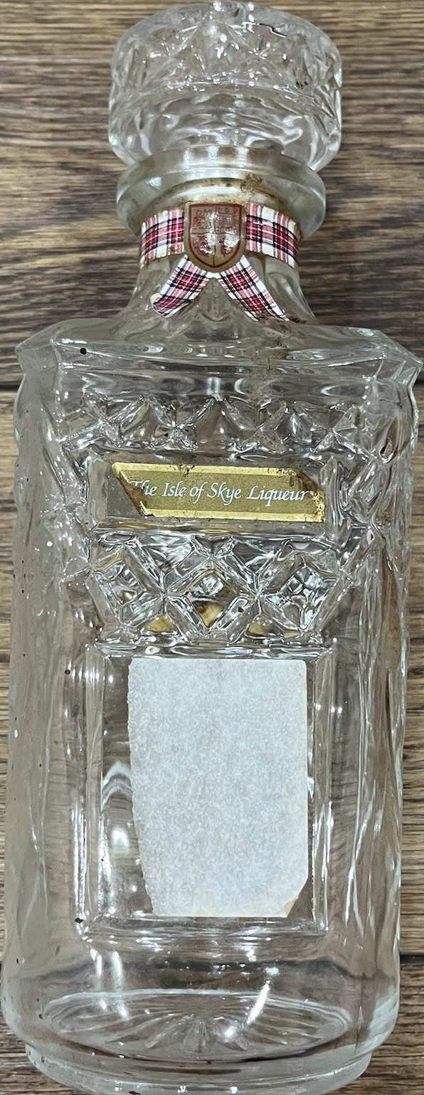 Isle of Skye Liqueur Clear Glass Liquor Decanter Bottle with Stopper