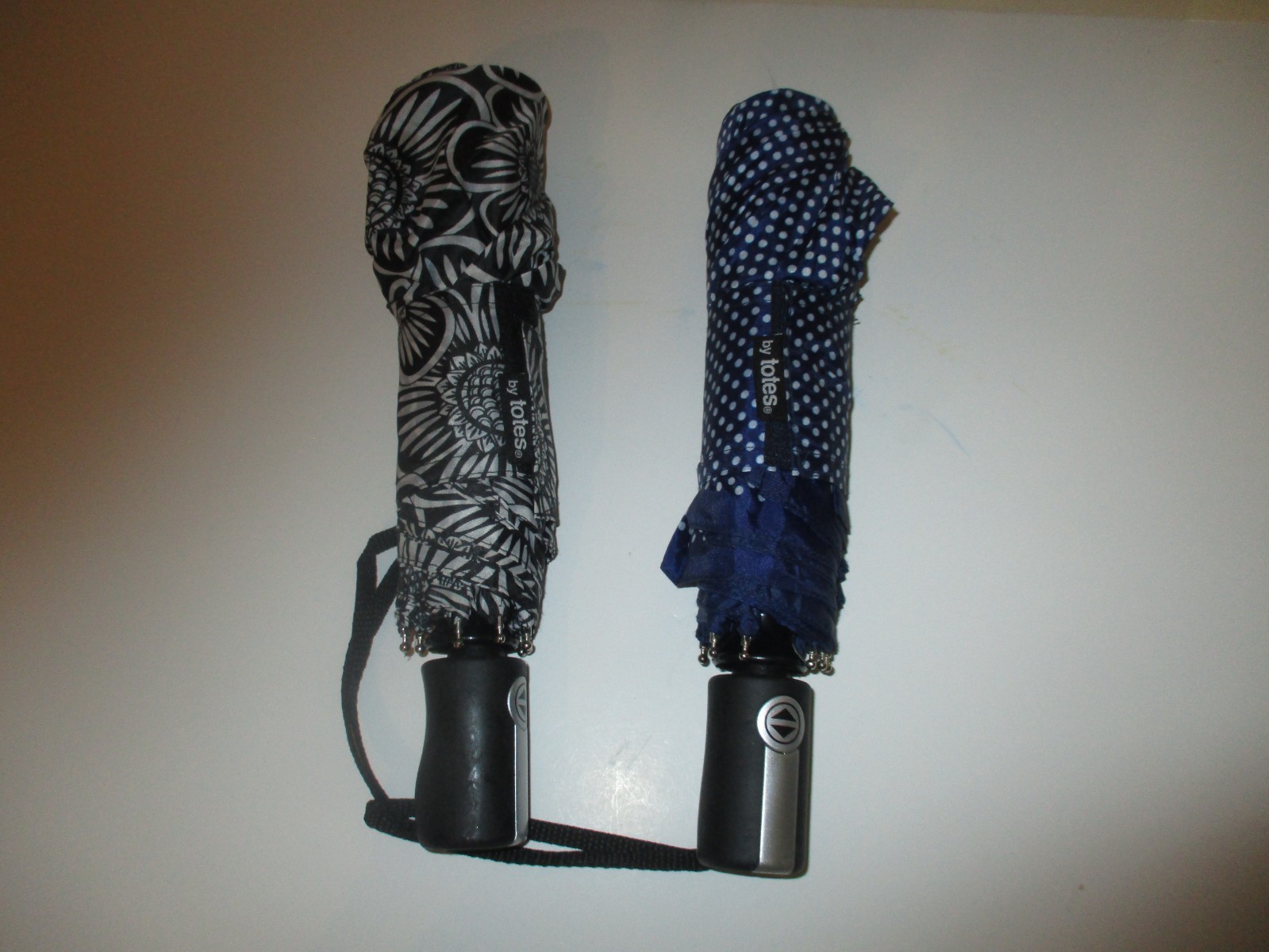 Lot of 2 Umbrellas by Totes