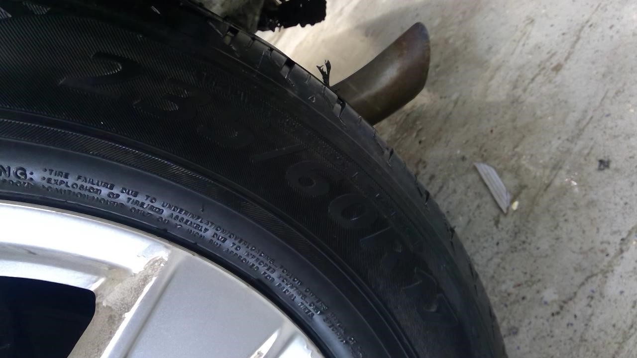 Used Front Right Fender fits: 2012 Gmc Terrain 4 mounting tabs Front Right Grade