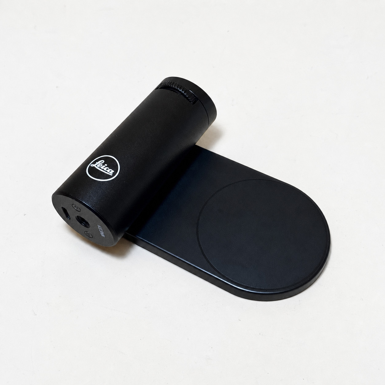 Leica LUX Grip 18562 for iPhone MagSafe Bluetooth Camera Hand Grip Accessory
