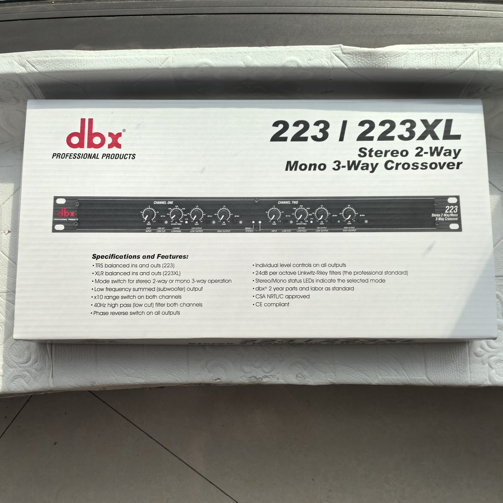 DBX 223XL Stereo 2-Way/Mono 3-Way Crossover Rack Mountable