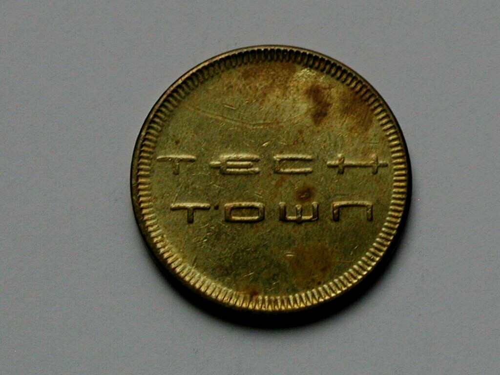 FAMOUS PLAYERS "Tech Town" Canada Brass Arcade Token with Thin Letters (Type)