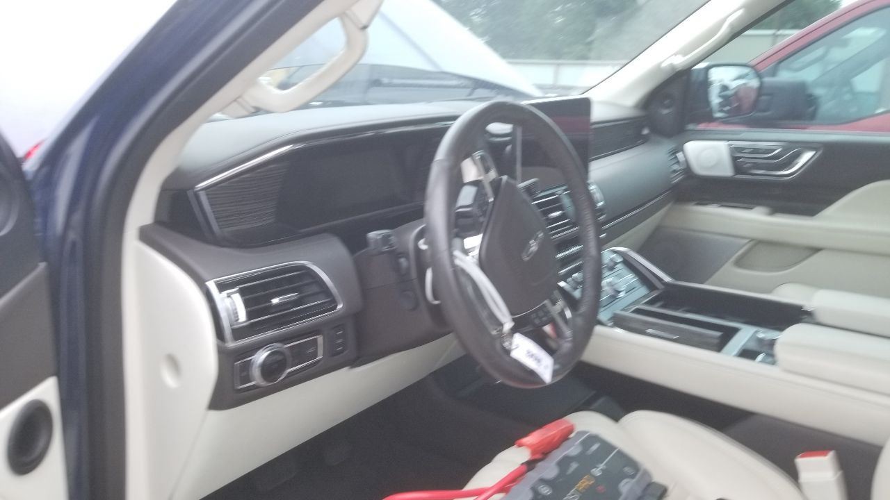 19 LINCOLN NAVIGATOR LOWER AIR SHUTTER 3.5L
